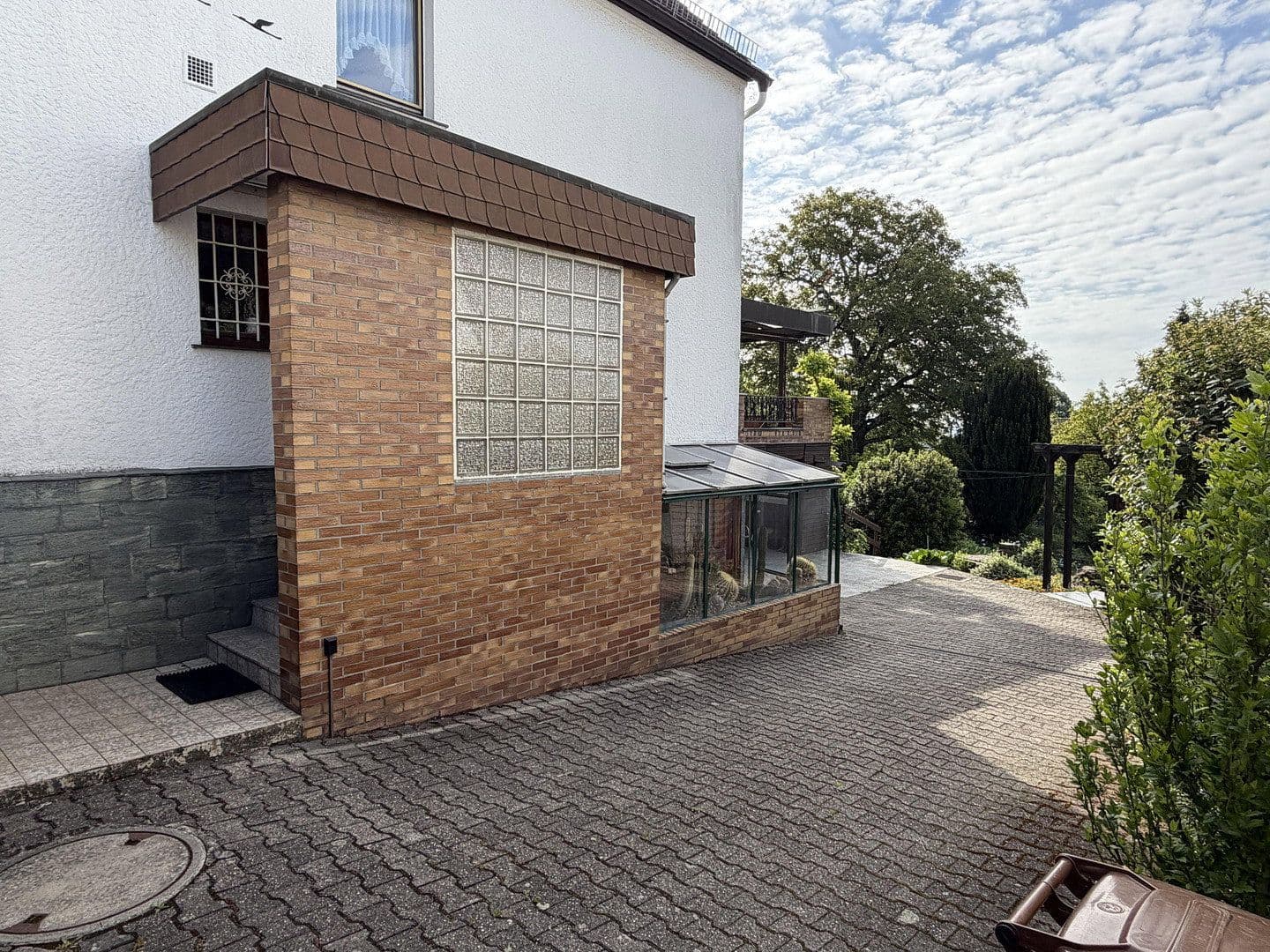 Predaj domu 117 m², pozemek 1.074 m², Schloßstraße 25, Hofheim am Taunus, Hesensko Predaj domu 117 m², pozemek 1.074 m², Schloßstraße 25, Hofheim am Taunus, Hesensko