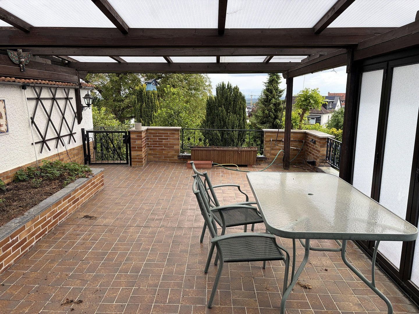 Predaj domu 117 m², pozemek 1.074 m², Schloßstraße 25, Hofheim am Taunus, Hesensko Predaj domu 117 m², pozemek 1.074 m², Schloßstraße 25, Hofheim am Taunus, Hesensko