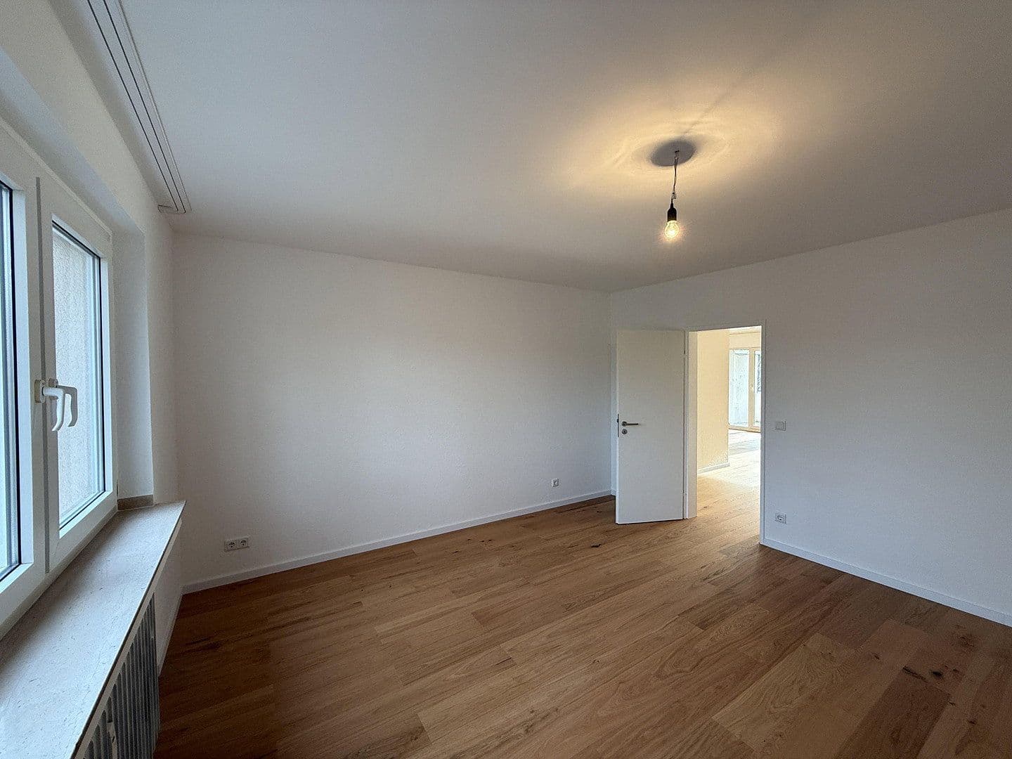 Predaj bytu 3-izbový 64 m², Düsseldorf, Severné Porýnie - Westfálsko Predaj bytu 3-izbový 64 m², Düsseldorf, Severné Porýnie - Westfálsko