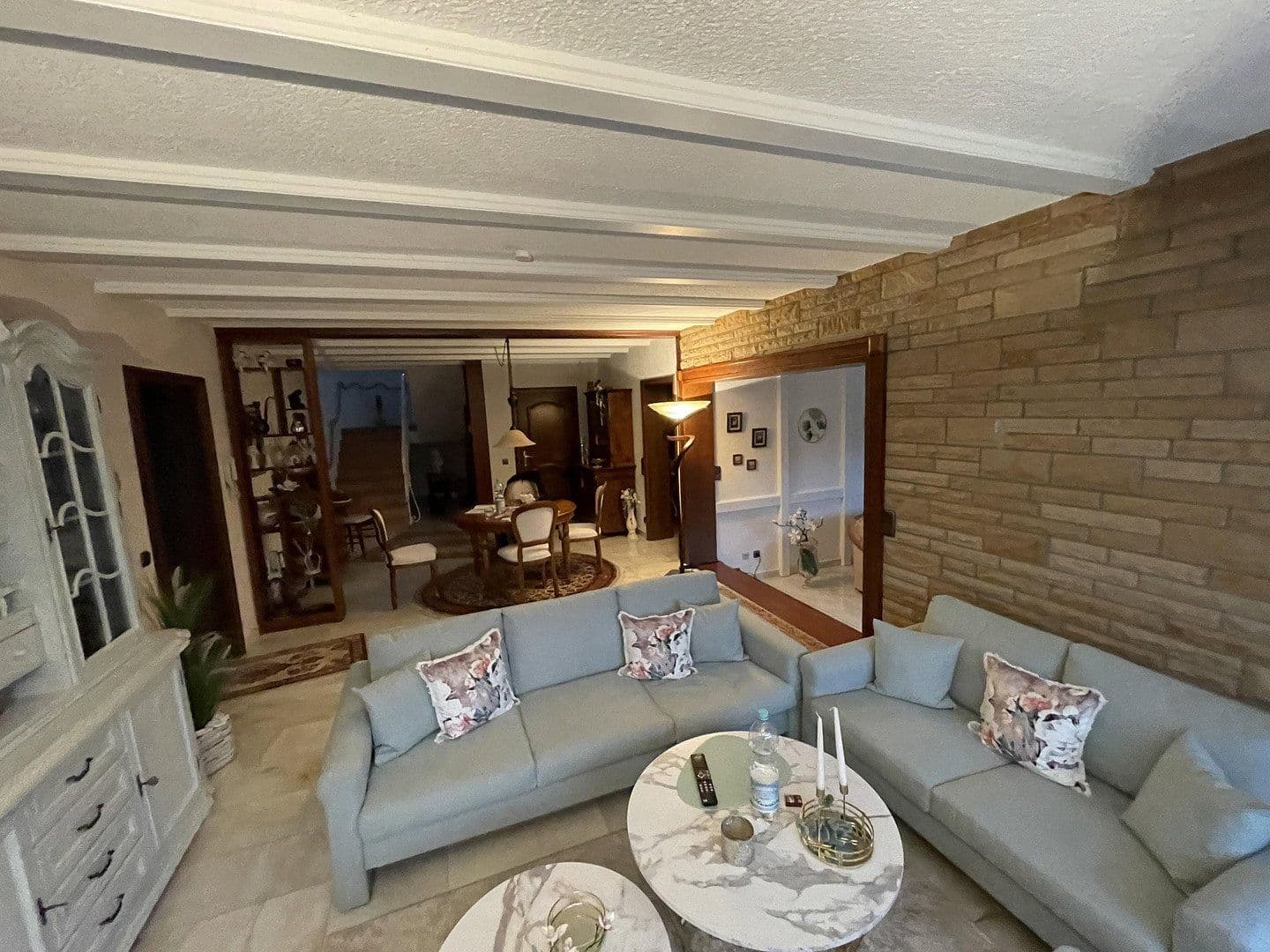 Predaj domu 155 m², pozemek 605 m², Lautertal (Odenwald), Hesensko Predaj domu 155 m², pozemek 605 m², Lautertal (Odenwald), Hesensko