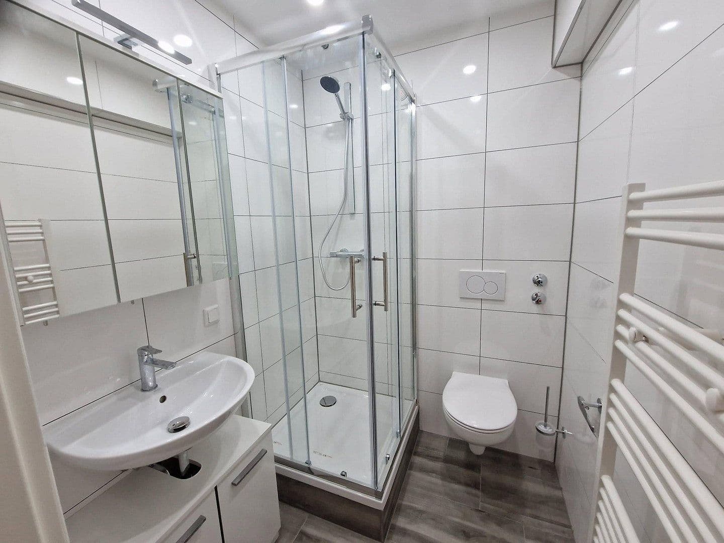 Prenájom bytu 4-izbový 95 m², Dortmund, Severné Porýnie - Westfálsko Prenájom bytu 4-izbový 95 m², Dortmund, Severné Porýnie - Westfálsko