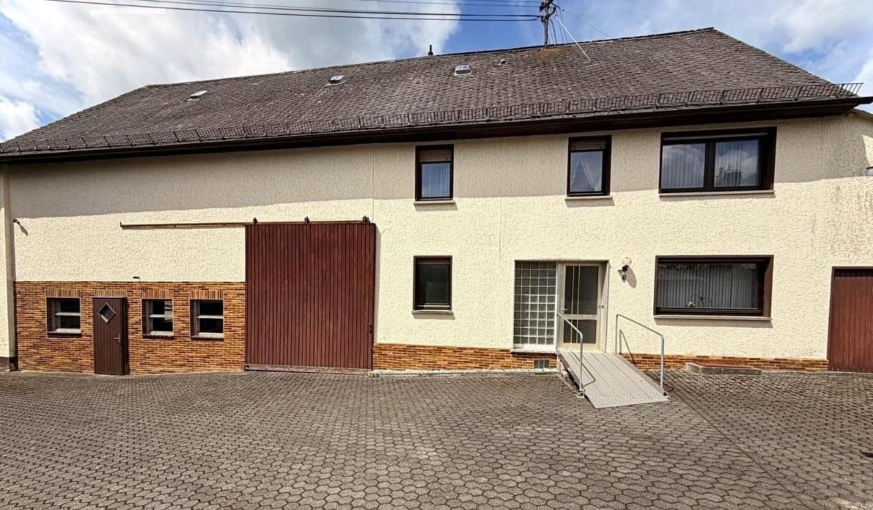 Predaj domu 160 m², pozemek 940 m², Wölferlingen, Porýnie-Falcko Predaj domu 160 m², pozemek 940 m², Wölferlingen, Porýnie-Falcko