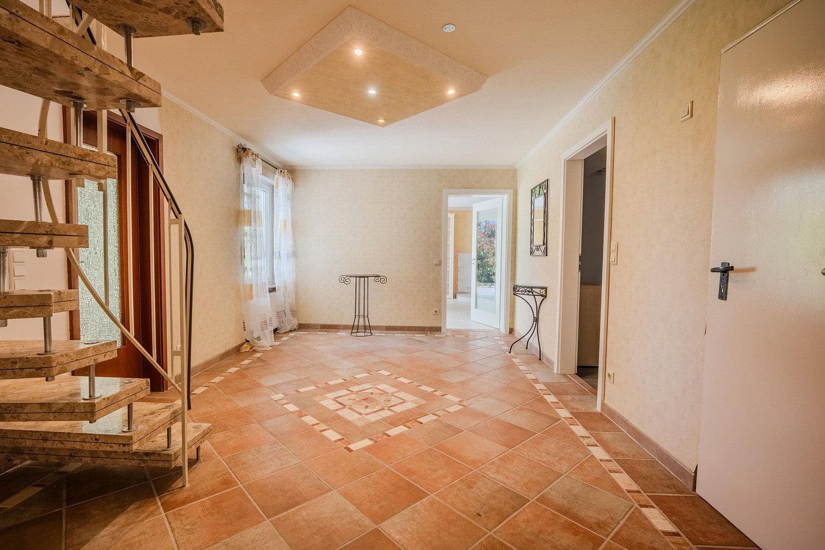 Predaj domu 187 m², pozemek 541 m², Zirndorf, Bavorsko Predaj domu 187 m², pozemek 541 m², Zirndorf, Bavorsko