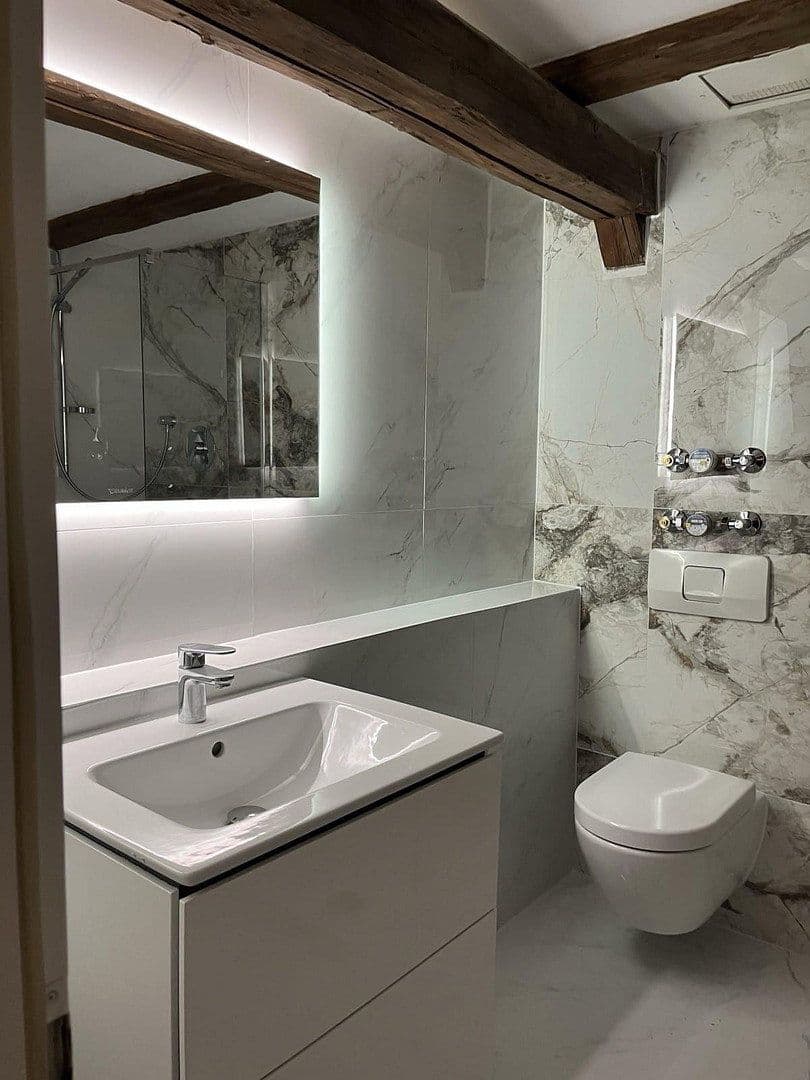 Predaj bytu 5-izbový 260 m², Weyhern 5, Eggenhofen, Bavorsko Predaj bytu 5-izbový 260 m², Weyhern 5, Eggenhofen, Bavorsko
