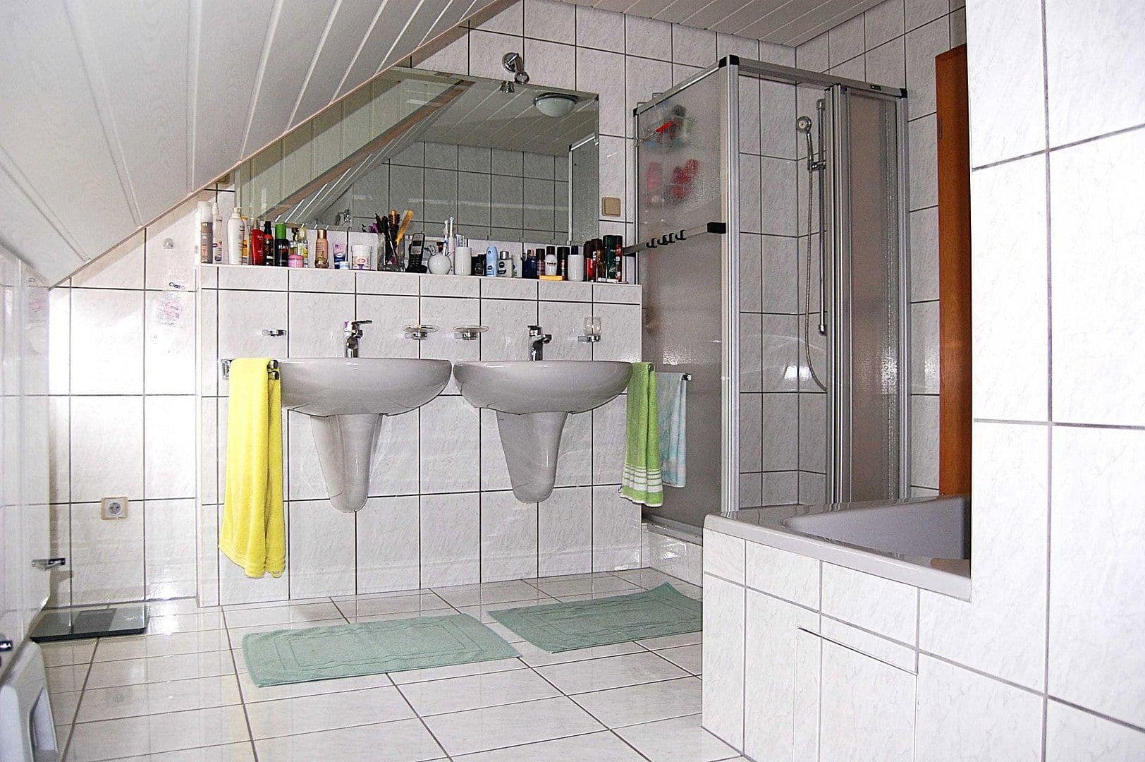 Predaj domu 116 m², pozemek 301 m², Hilzingen, Bádensko-Wurttembersko Predaj domu 116 m², pozemek 301 m², Hilzingen, Bádensko-Wurttembersko