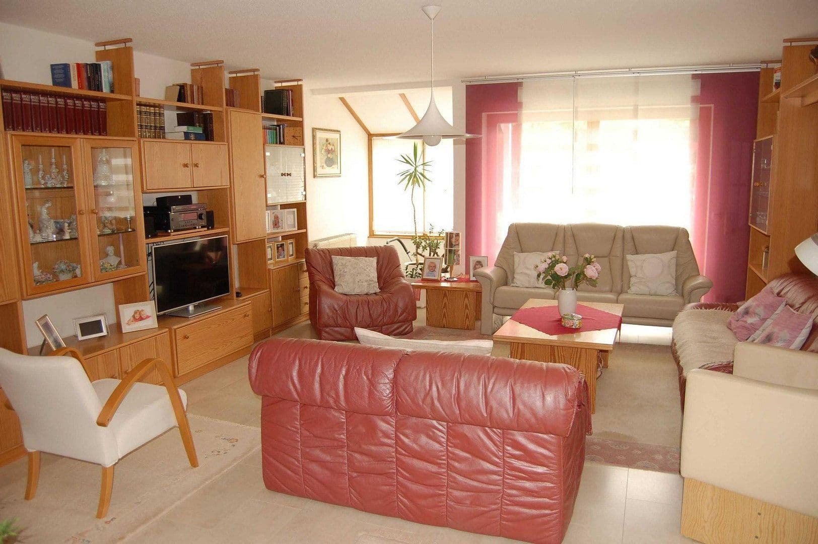 Predaj domu 116 m², pozemek 301 m², Hilzingen, Bádensko-Wurttembersko Predaj domu 116 m², pozemek 301 m², Hilzingen, Bádensko-Wurttembersko