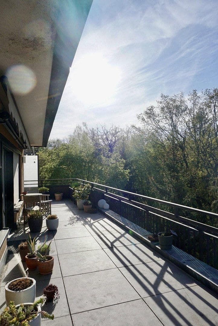 Prenájom bytu 3-izbový 120 m², Gerasmühler Straße 31, Stein, Bavorsko Prenájom bytu 3-izbový 120 m², Gerasmühler Straße 31, Stein, Bavorsko