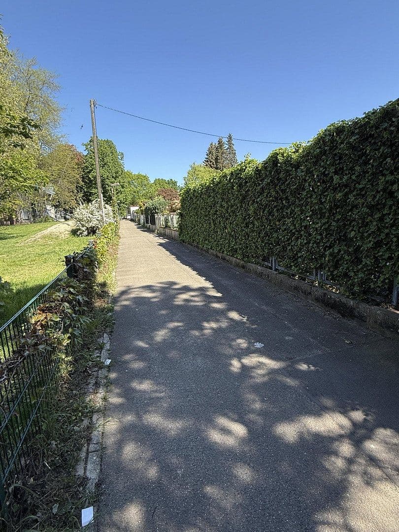 Predaj domu 217 m², pozemek 578 m², Karlsruhe, Bádensko-Wurttembersko Predaj domu 217 m², pozemek 578 m², Karlsruhe, Bádensko-Wurttembersko