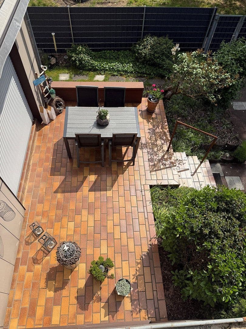 Predaj domu 217 m², pozemek 578 m², Karlsruhe, Bádensko-Wurttembersko Predaj domu 217 m², pozemek 578 m², Karlsruhe, Bádensko-Wurttembersko
