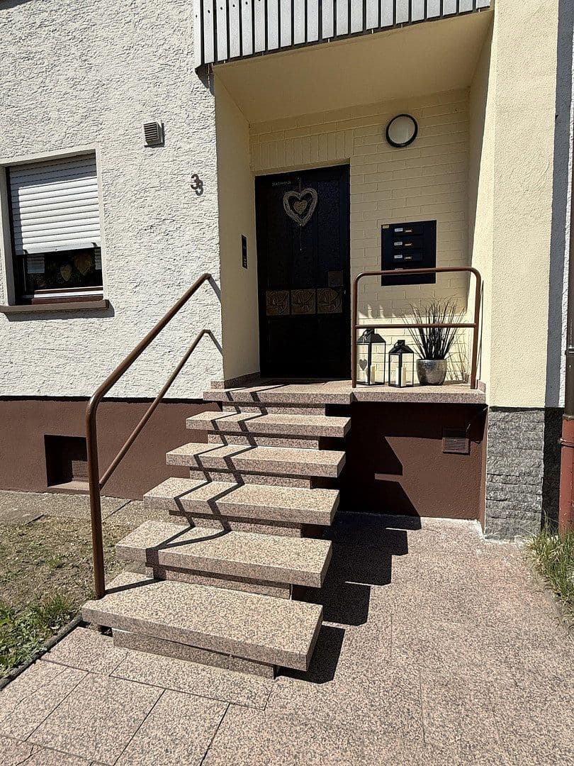 Predaj domu 217 m², pozemek 578 m², Karlsruhe, Bádensko-Wurttembersko Predaj domu 217 m², pozemek 578 m², Karlsruhe, Bádensko-Wurttembersko