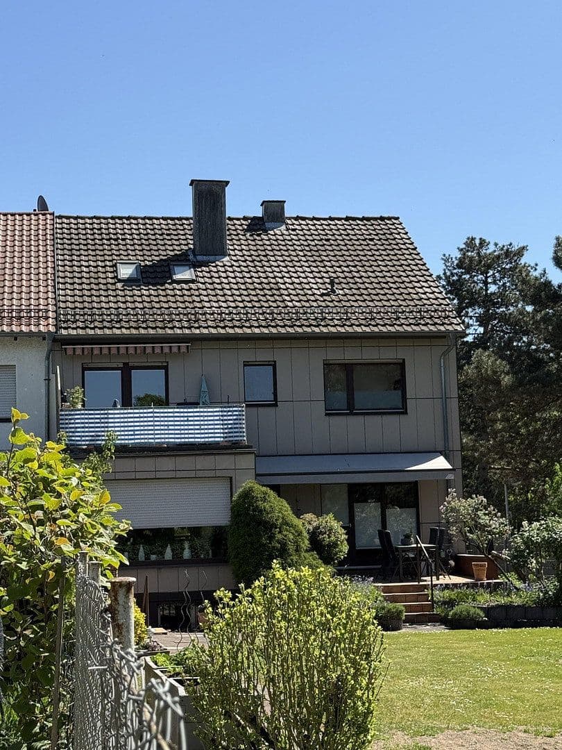 Predaj domu 217 m², pozemek 578 m², Karlsruhe, Bádensko-Wurttembersko Predaj domu 217 m², pozemek 578 m², Karlsruhe, Bádensko-Wurttembersko