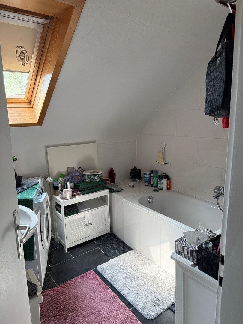 Predaj domu 217 m², pozemek 578 m², Karlsruhe, Bádensko-Wurttembersko Predaj domu 217 m², pozemek 578 m², Karlsruhe, Bádensko-Wurttembersko