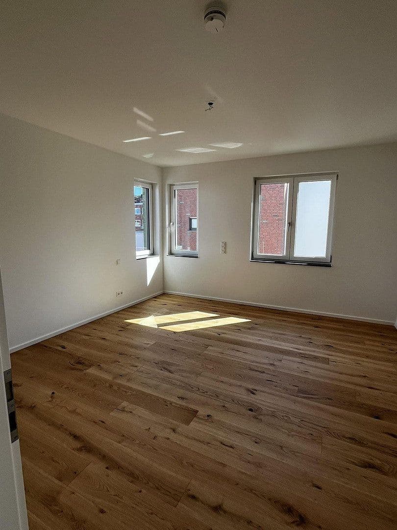 Prenájom bytu 4-izbový 175 m², Alte Str. 6, Frechen, Severné Porýnie - Westfálsko Prenájom bytu 4-izbový 175 m², Alte Str. 6, Frechen, Severné Porýnie - Westfálsko