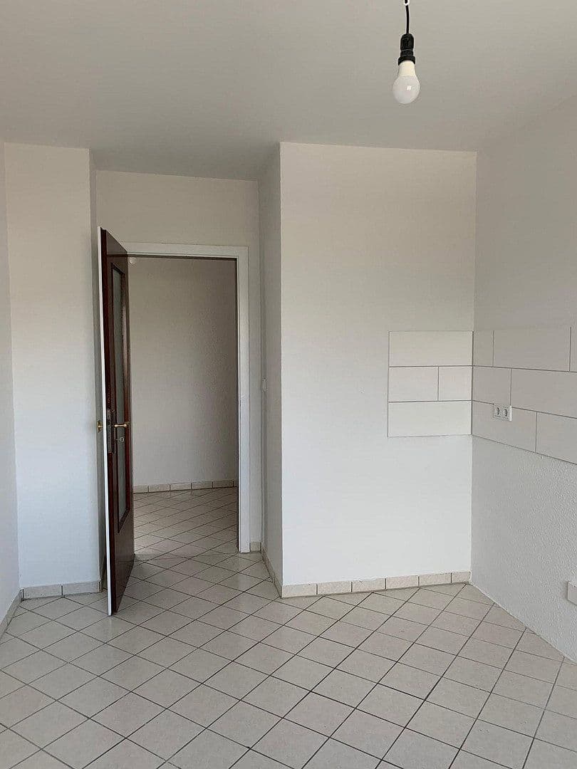 Prenájom bytu 3-izbový 77 m², Feldstr. 1 a, Meerbusch, Severné Porýnie - Westfálsko Prenájom bytu 3-izbový 77 m², Feldstr. 1 a, Meerbusch, Severné Porýnie - Westfálsko