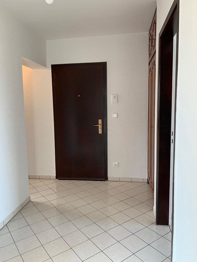 Prenájom bytu 3-izbový 77 m², Feldstr. 1 a, Meerbusch, Severné Porýnie - Westfálsko Prenájom bytu 3-izbový 77 m², Feldstr. 1 a, Meerbusch, Severné Porýnie - Westfálsko