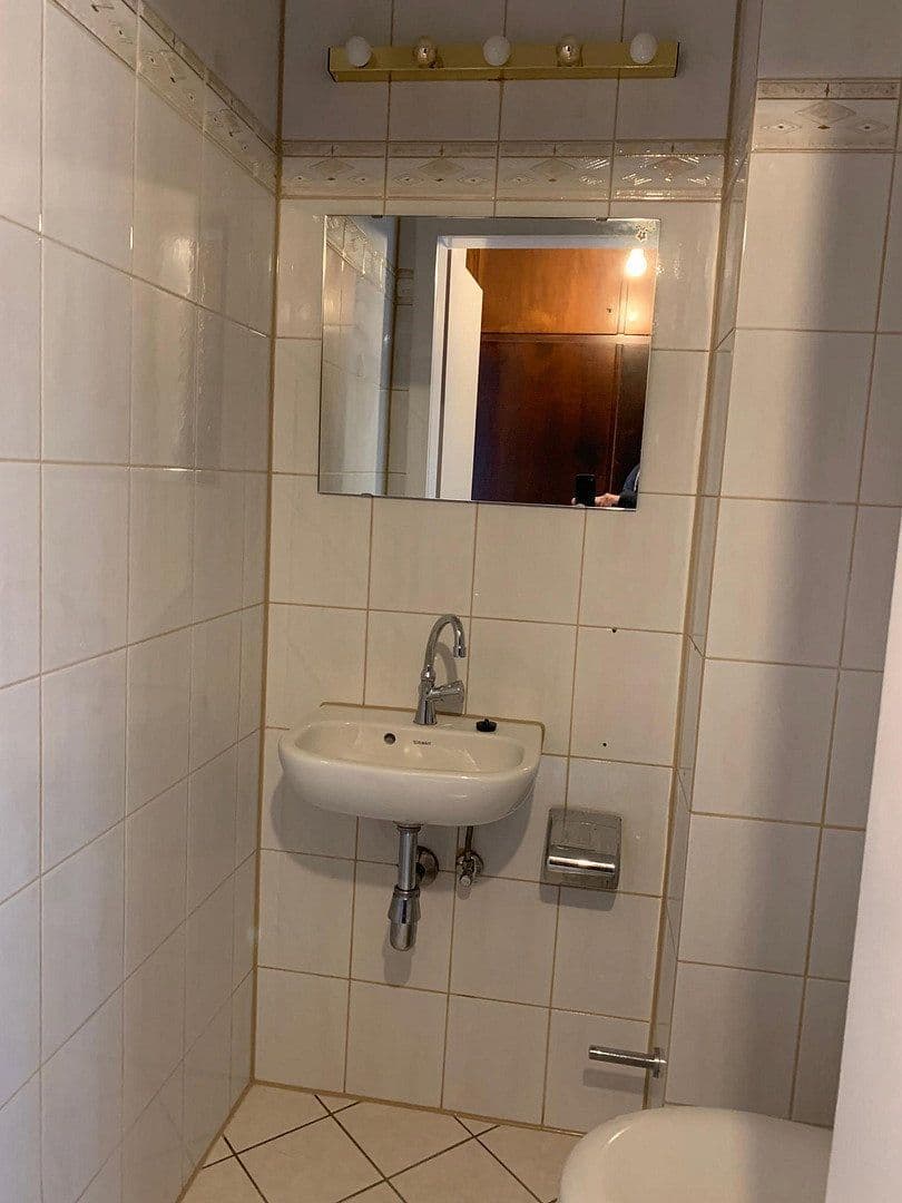 Prenájom bytu 3-izbový 77 m², Feldstr. 1 a, Meerbusch, Severné Porýnie - Westfálsko Prenájom bytu 3-izbový 77 m², Feldstr. 1 a, Meerbusch, Severné Porýnie - Westfálsko