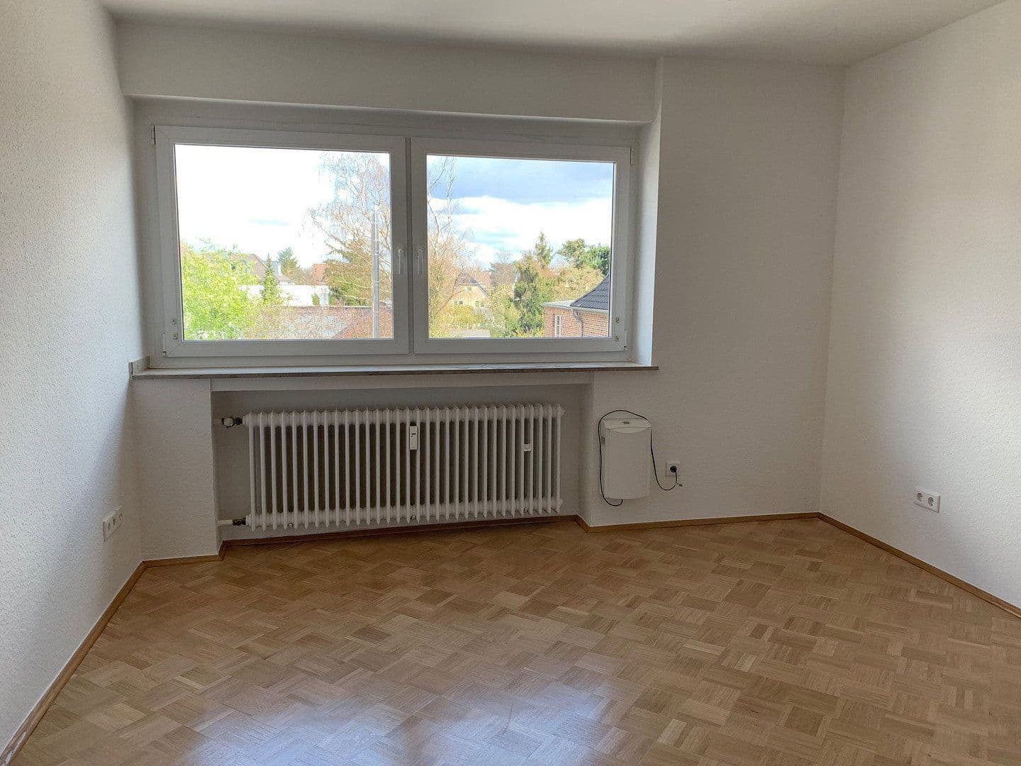 Prenájom bytu 3-izbový 77 m², Feldstr. 1 a, Meerbusch, Severné Porýnie - Westfálsko Prenájom bytu 3-izbový 77 m², Feldstr. 1 a, Meerbusch, Severné Porýnie - Westfálsko