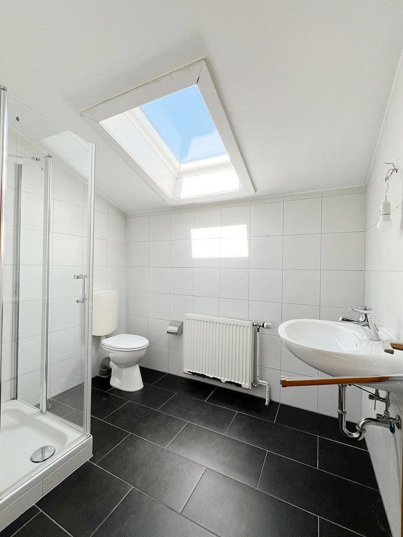 Predaj domu 210 m², pozemek 600 m², Babenhausen, Hesensko Predaj domu 210 m², pozemek 600 m², Babenhausen, Hesensko