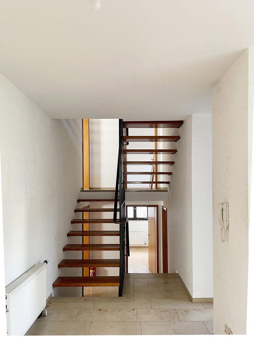 Predaj domu 210 m², pozemek 600 m², Babenhausen, Hesensko Predaj domu 210 m², pozemek 600 m², Babenhausen, Hesensko