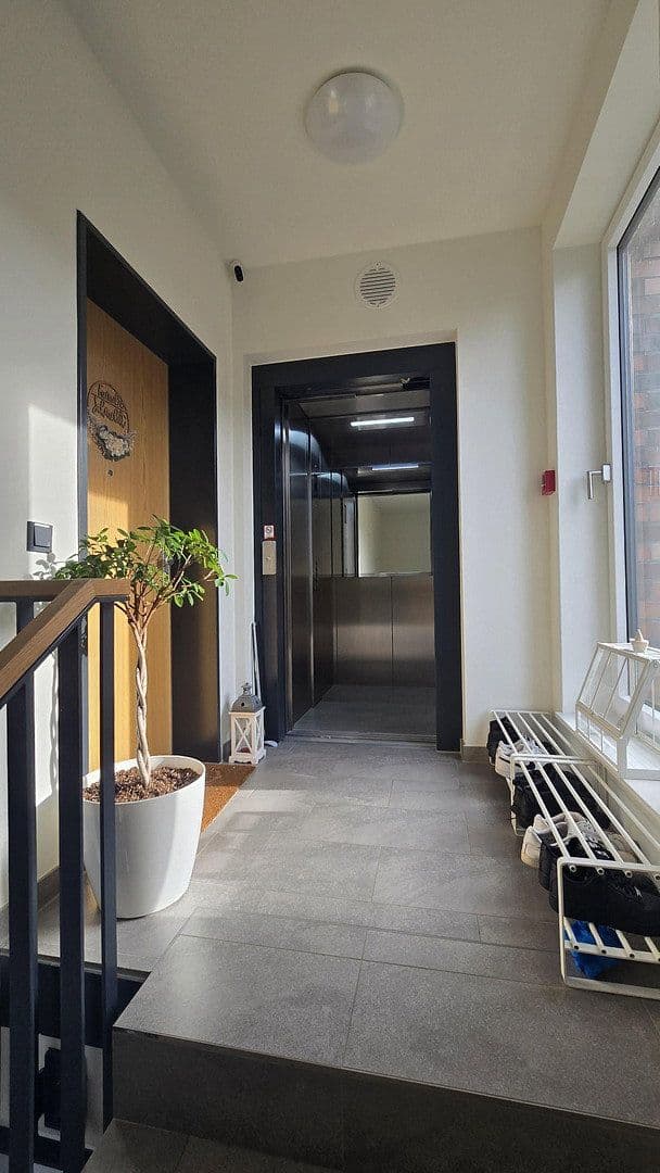 Prenájom bytu 3-izbový 116 m², Torfstecherweg 52, Hamburg, Hamburg Prenájom bytu 3-izbový 116 m², Torfstecherweg 52, Hamburg, Hamburg