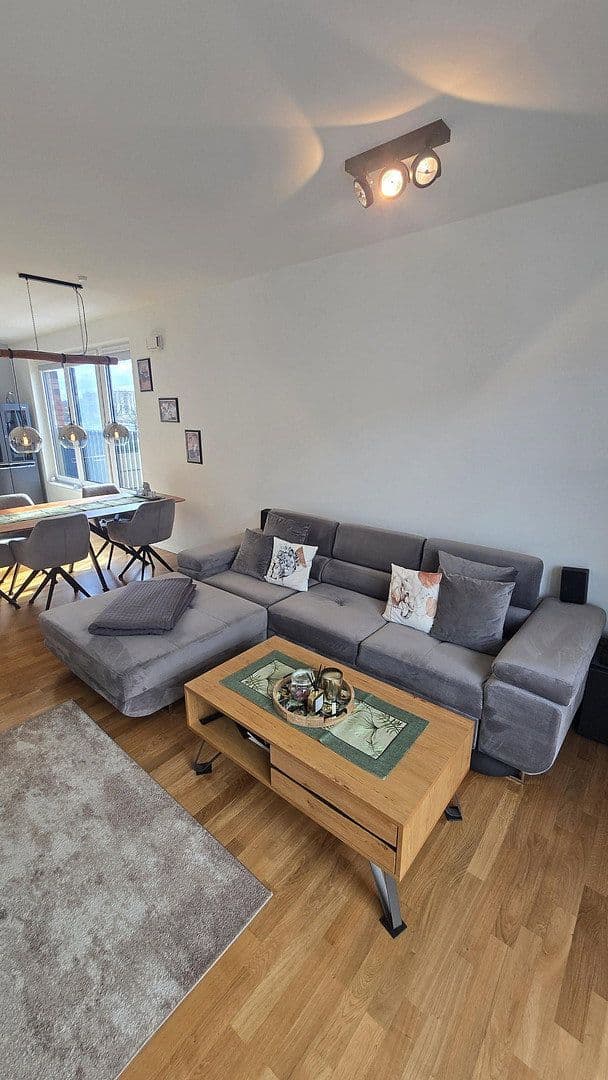 Prenájom bytu 3-izbový 116 m², Torfstecherweg 52, Hamburg, Hamburg Prenájom bytu 3-izbový 116 m², Torfstecherweg 52, Hamburg, Hamburg