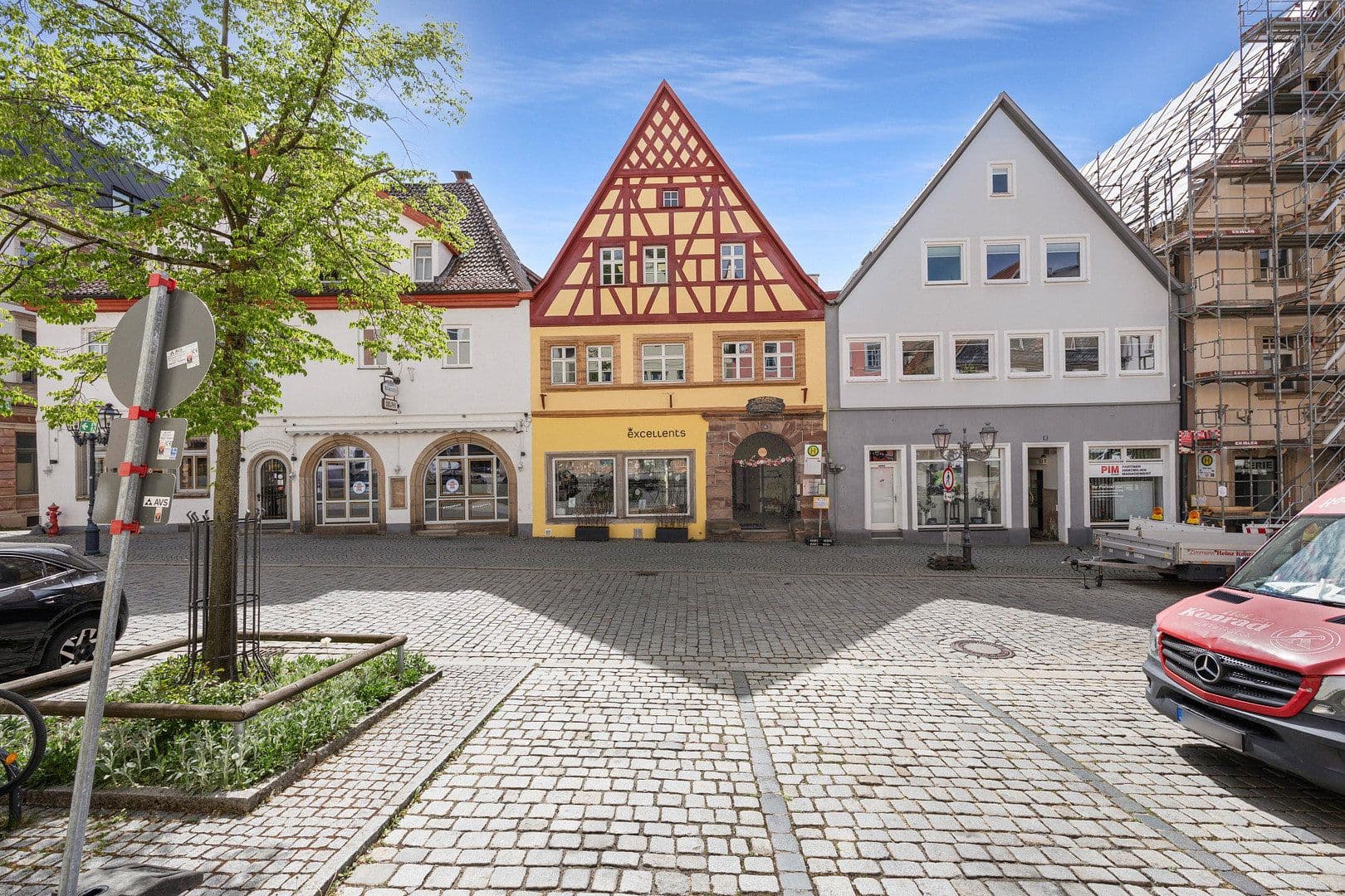 Predaj domu 728 m², pozemek 277 m², Obere Stadt 14, Kulmbach, Bavorsko Predaj domu 728 m², pozemek 277 m², Obere Stadt 14, Kulmbach, Bavorsko