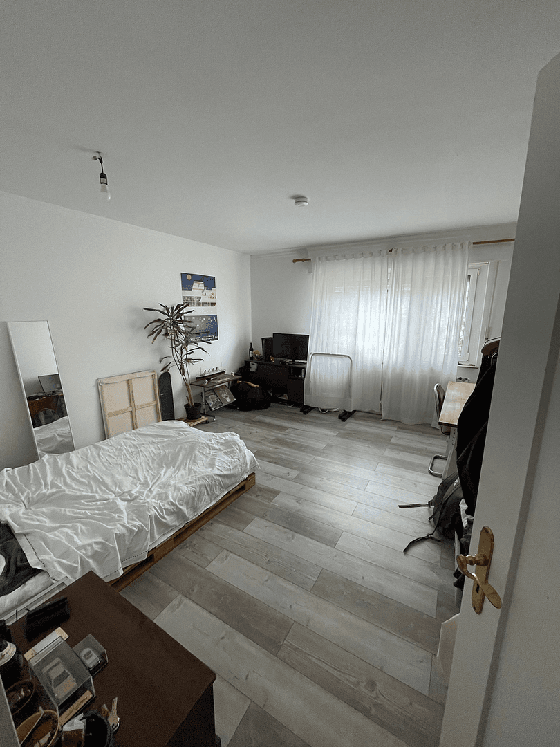Prenájom bytu 3-izbový 84 m², Schillerstraße 12, Pforzheim, Bádensko-Wurttembersko Prenájom bytu 3-izbový 84 m², Schillerstraße 12, Pforzheim, Bádensko-Wurttembersko