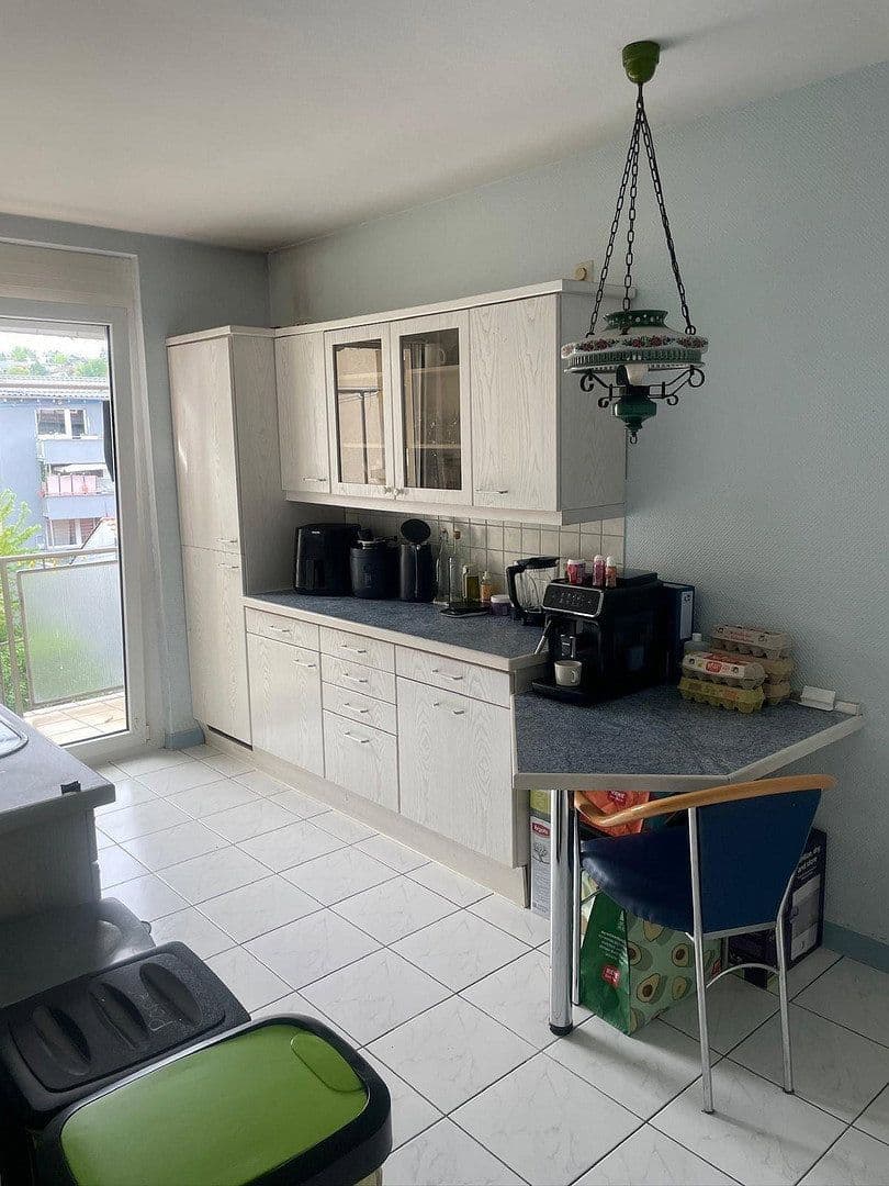 Prenájom bytu 3-izbový 84 m², Schillerstraße 12, Pforzheim, Bádensko-Wurttembersko Prenájom bytu 3-izbový 84 m², Schillerstraße 12, Pforzheim, Bádensko-Wurttembersko