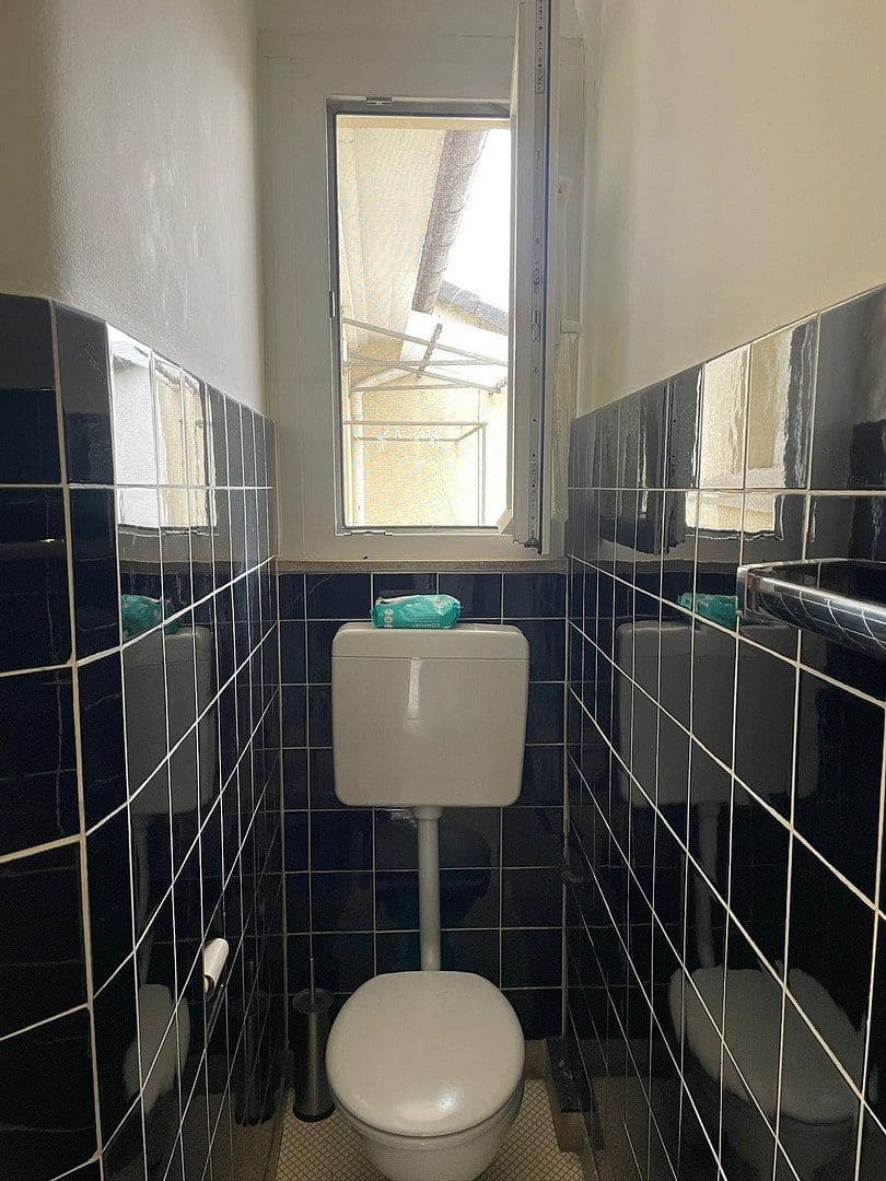 Prenájom bytu 3-izbový 84 m², Schillerstraße 12, Pforzheim, Bádensko-Wurttembersko Prenájom bytu 3-izbový 84 m², Schillerstraße 12, Pforzheim, Bádensko-Wurttembersko