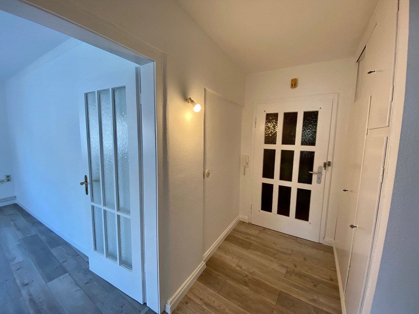 Prenájom bytu 3-izbový 84 m², Schillerstraße 12, Pforzheim, Bádensko-Wurttembersko Prenájom bytu 3-izbový 84 m², Schillerstraße 12, Pforzheim, Bádensko-Wurttembersko