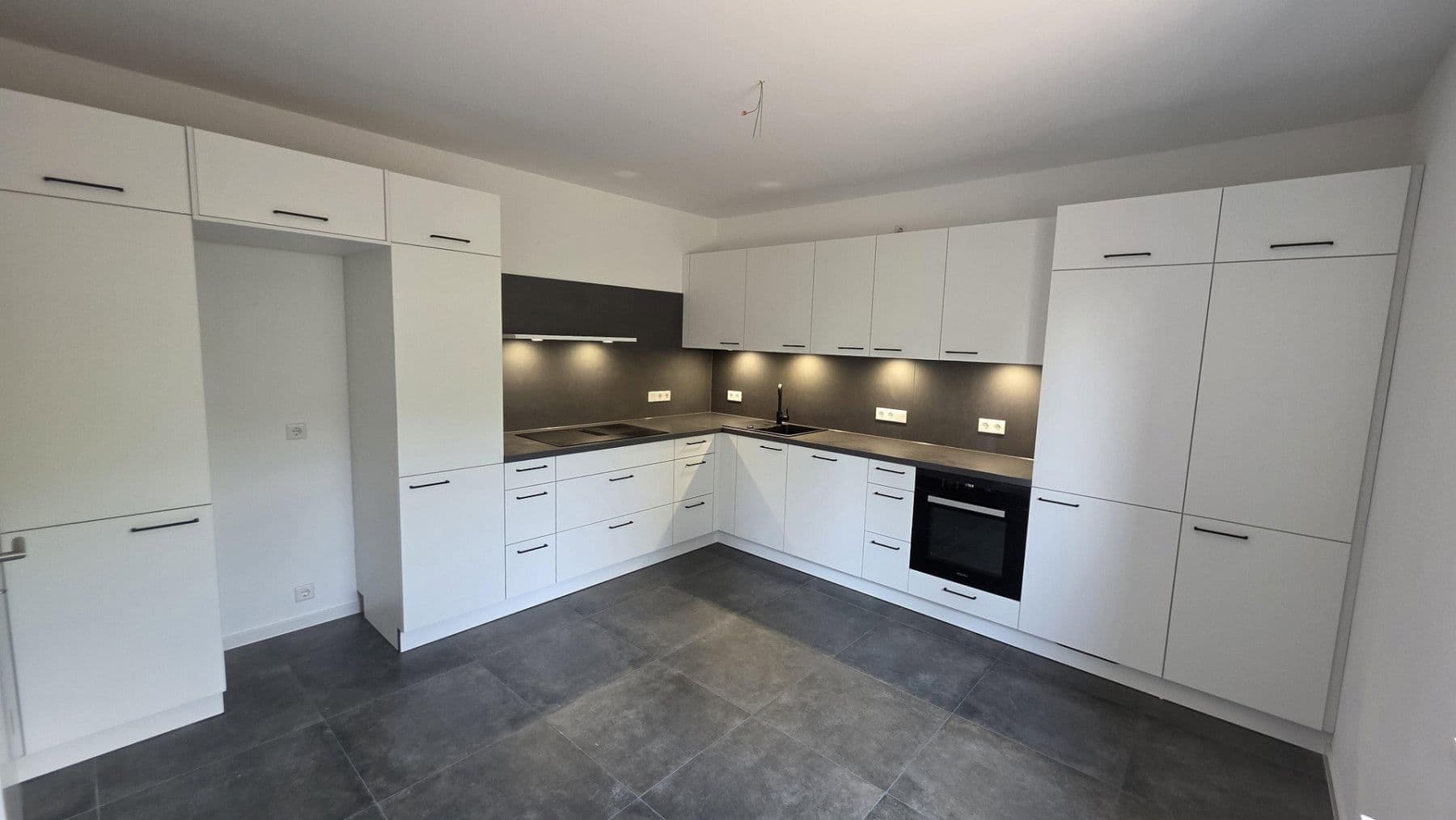 Prenájom bytu 2-izbový 97 m², Obernburg am Main, Bavorsko Prenájom bytu 2-izbový 97 m², Obernburg am Main, Bavorsko