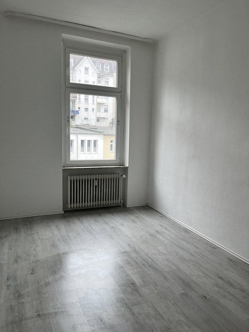 Prenájom bytu 3-izbový 65 m², Schwarzbach 80, Wuppertal, Severné Porýnie - Westfálsko Prenájom bytu 3-izbový 65 m², Schwarzbach 80, Wuppertal, Severné Porýnie - Westfálsko