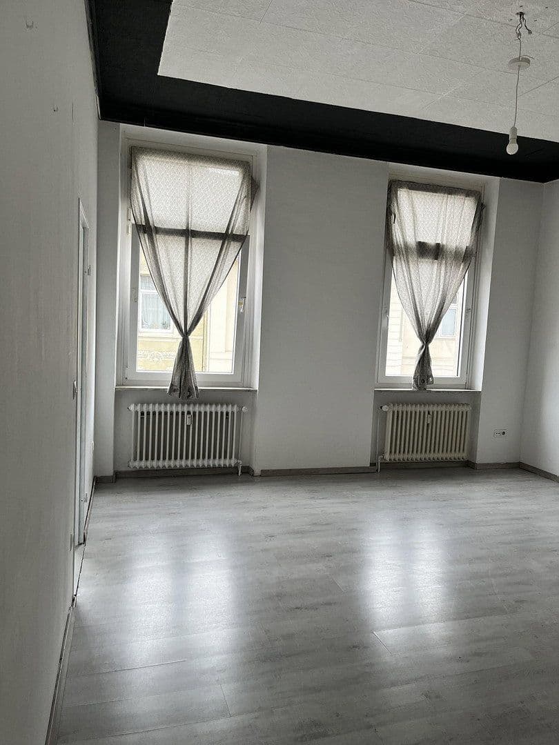 Prenájom bytu 3-izbový 65 m², Schwarzbach 80, Wuppertal, Severné Porýnie - Westfálsko Prenájom bytu 3-izbový 65 m², Schwarzbach 80, Wuppertal, Severné Porýnie - Westfálsko