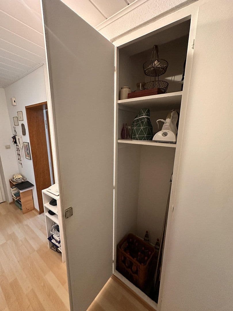 Prenájom bytu 4-izbový 109 m², Badstraße, Heilbronn, Bádensko-Wurttembersko Prenájom bytu 4-izbový 109 m², Badstraße, Heilbronn, Bádensko-Wurttembersko