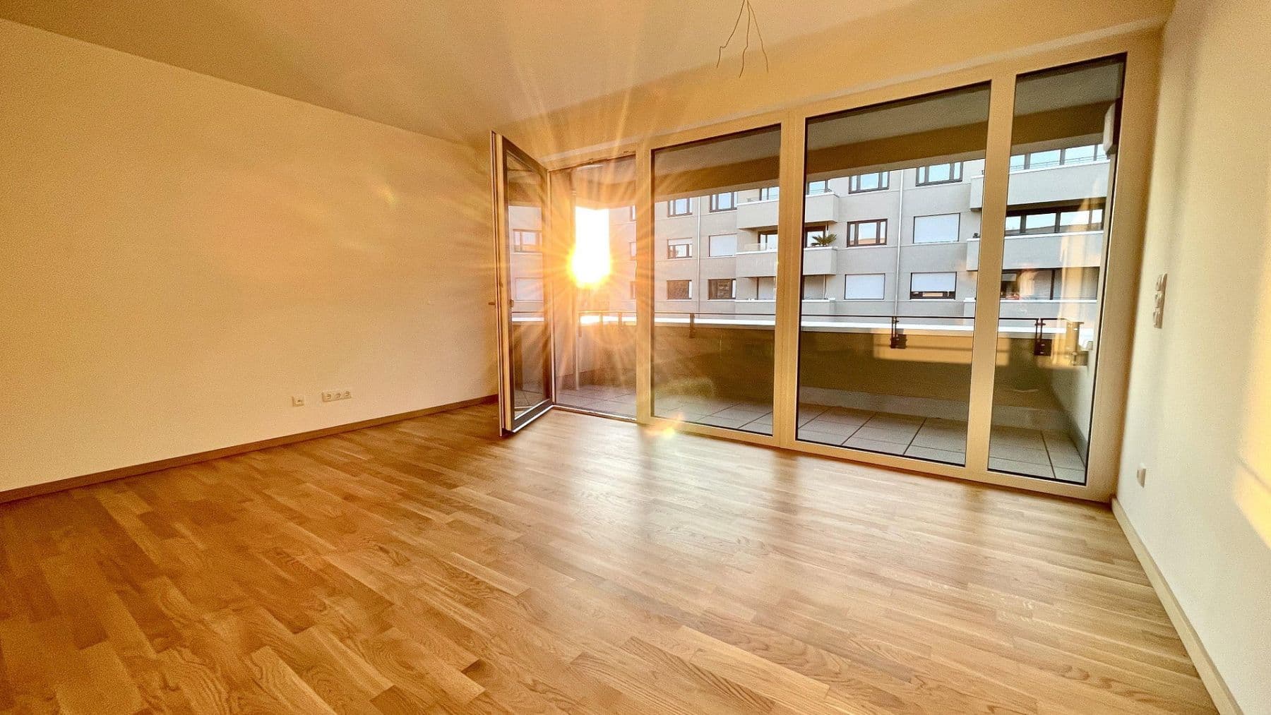 Prenájom bytu 3-izbový 86 m², Nürnberg, Bavorsko Prenájom bytu 3-izbový 86 m², Nürnberg, Bavorsko