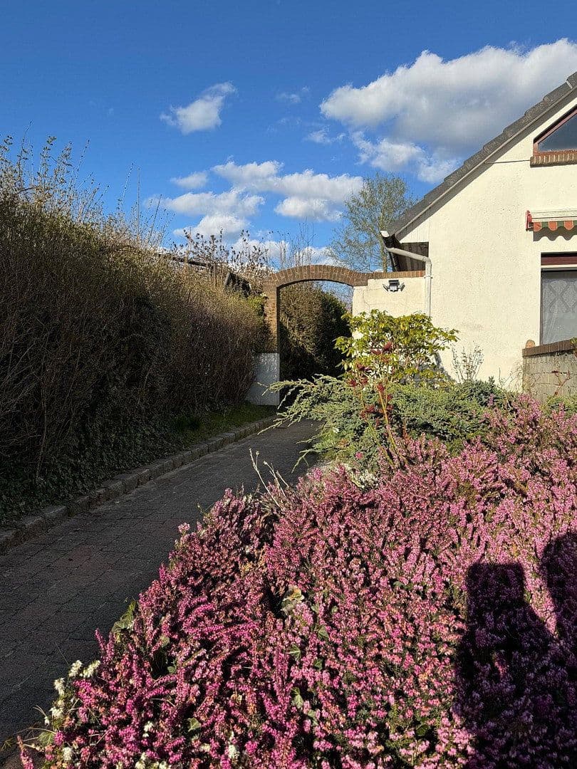 Prenájom bytu 4-izbový 90 m², Buchholz in der Nordheide, Dolné Sasko Prenájom bytu 4-izbový 90 m², Buchholz in der Nordheide, Dolné Sasko