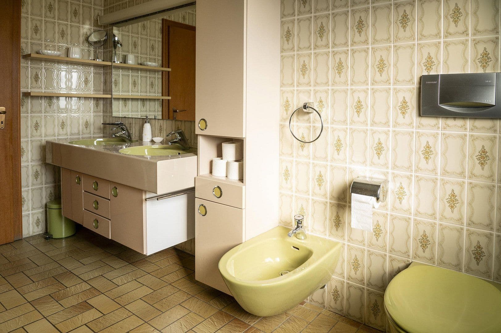 Predaj domu 246 m², pozemek 1.007 m², Römerberg, Porýnie-Falcko Predaj domu 246 m², pozemek 1.007 m², Römerberg, Porýnie-Falcko