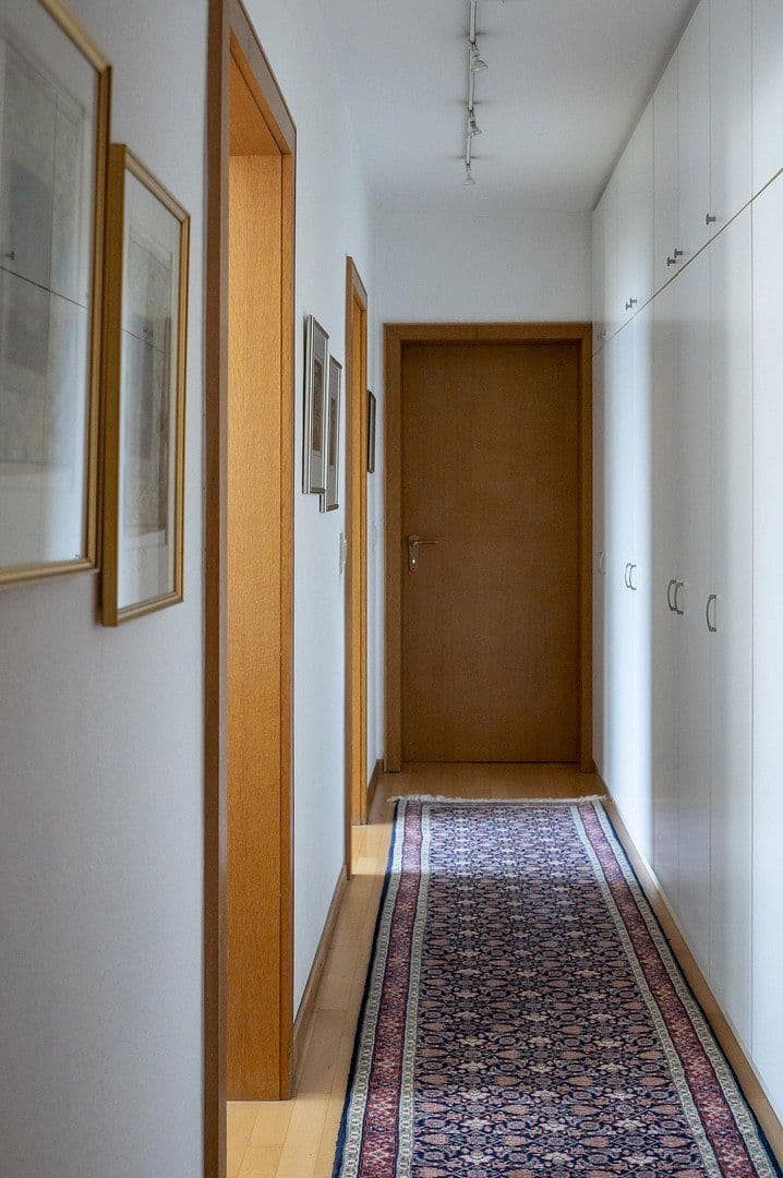Predaj domu 246 m², pozemek 1.007 m², Römerberg, Porýnie-Falcko Predaj domu 246 m², pozemek 1.007 m², Römerberg, Porýnie-Falcko