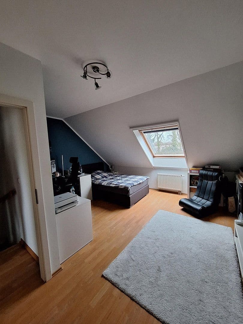 Predaj domu 133 m², pozemek 204 m², Düsseldorf, Severné Porýnie - Westfálsko Predaj domu 133 m², pozemek 204 m², Düsseldorf, Severné Porýnie - Westfálsko