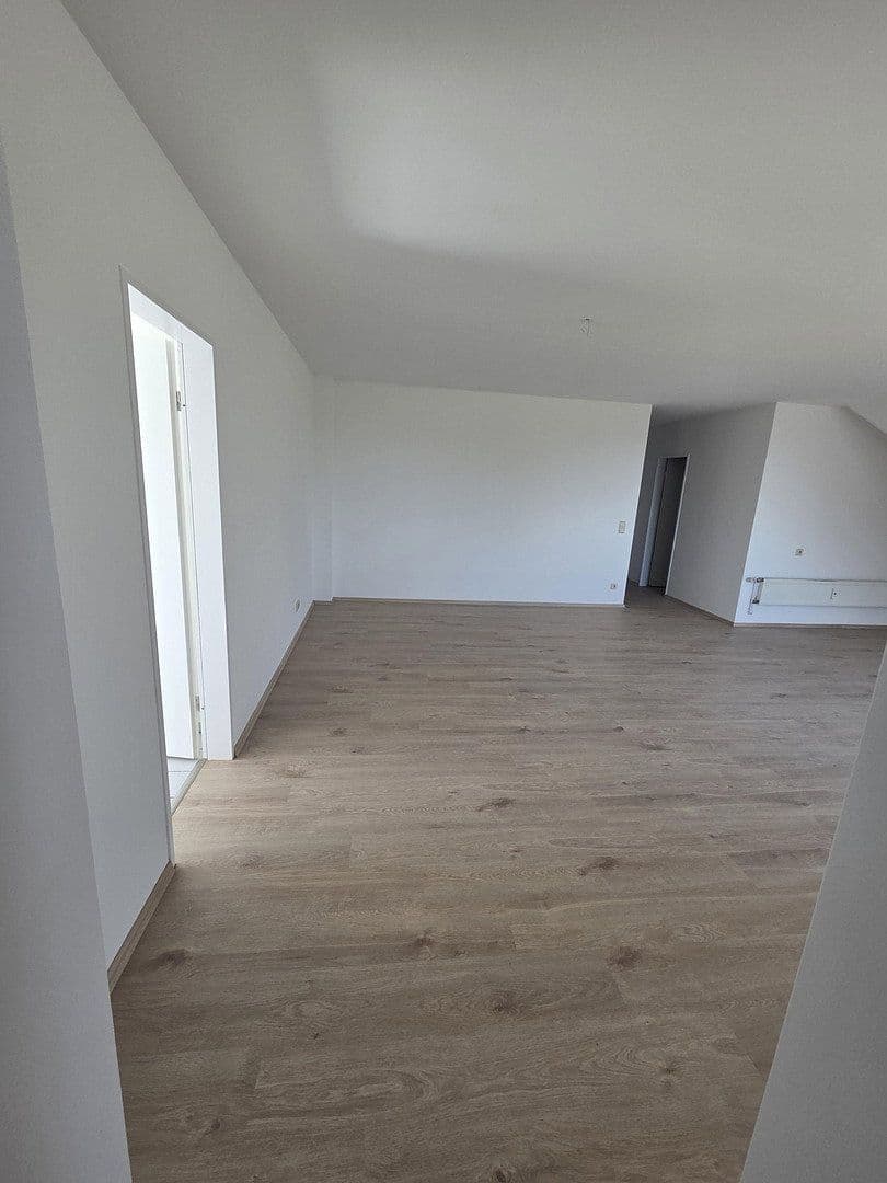 Prenájom bytu 2-izbový 69 m², Heiligenhaus, Severné Porýnie - Westfálsko Prenájom bytu 2-izbový 69 m², Heiligenhaus, Severné Porýnie - Westfálsko