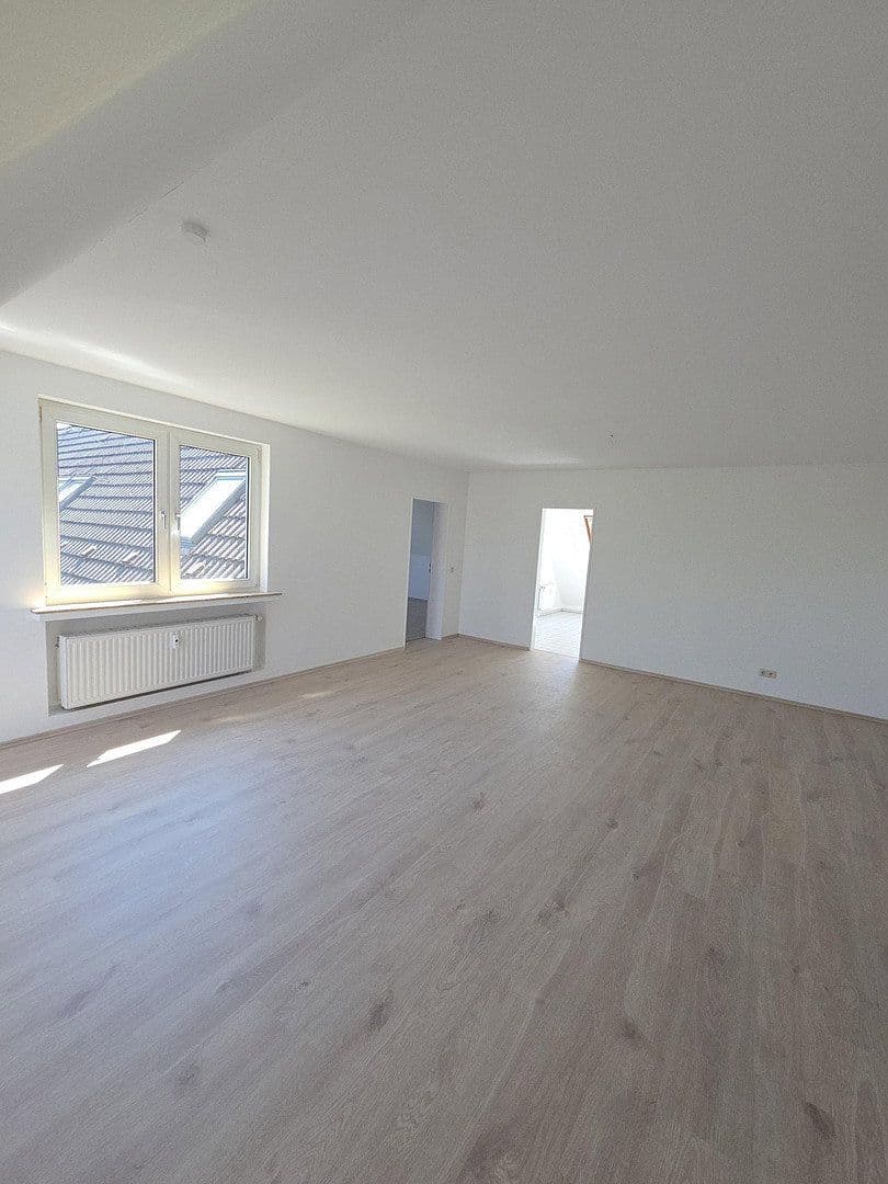 Prenájom bytu 2-izbový 69 m², Heiligenhaus, Severné Porýnie - Westfálsko Prenájom bytu 2-izbový 69 m², Heiligenhaus, Severné Porýnie - Westfálsko