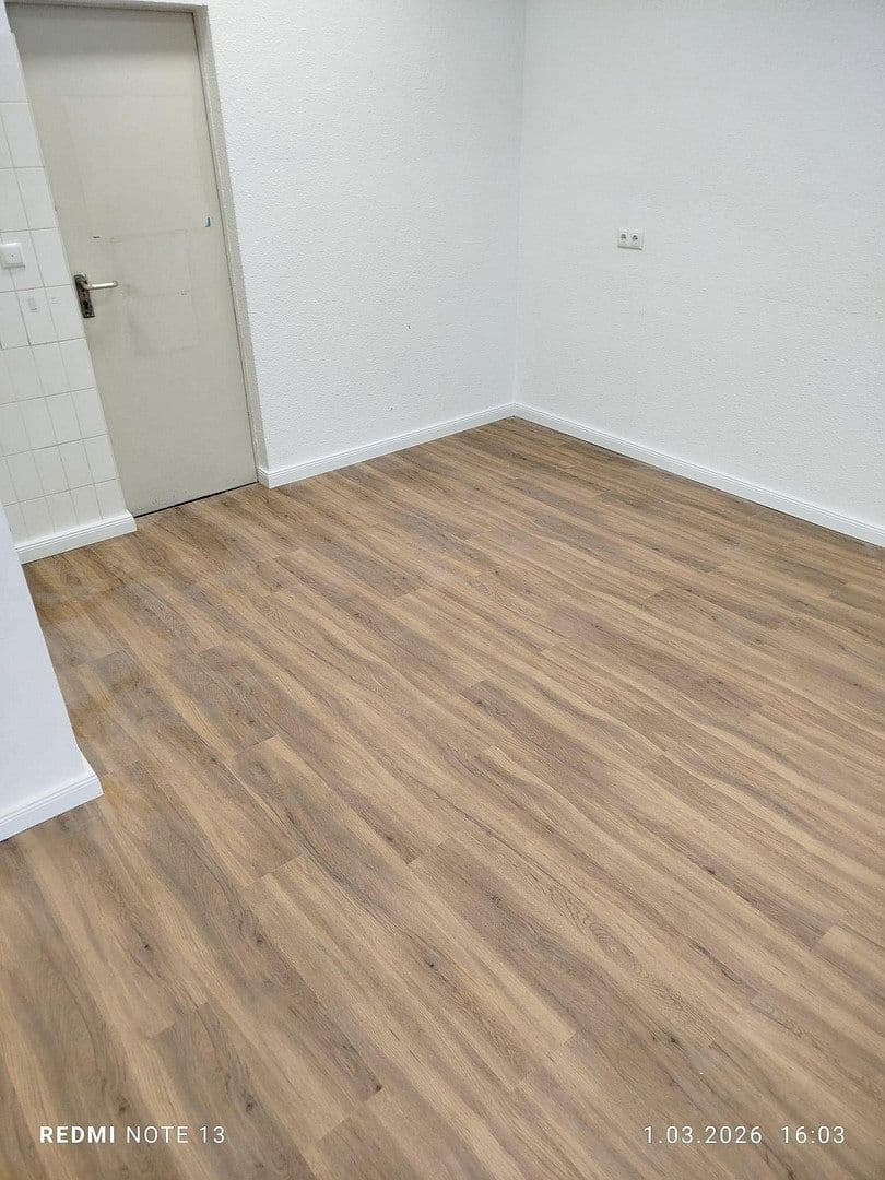 Prenájom nebytového priestoru 126 m², Bahnhofstr. 2, Bad Schwartau, Šlezvicko-Holštajnsko Prenájom nebytového priestoru 126 m², Bahnhofstr. 2, Bad Schwartau, Šlezvicko-Holštajnsko