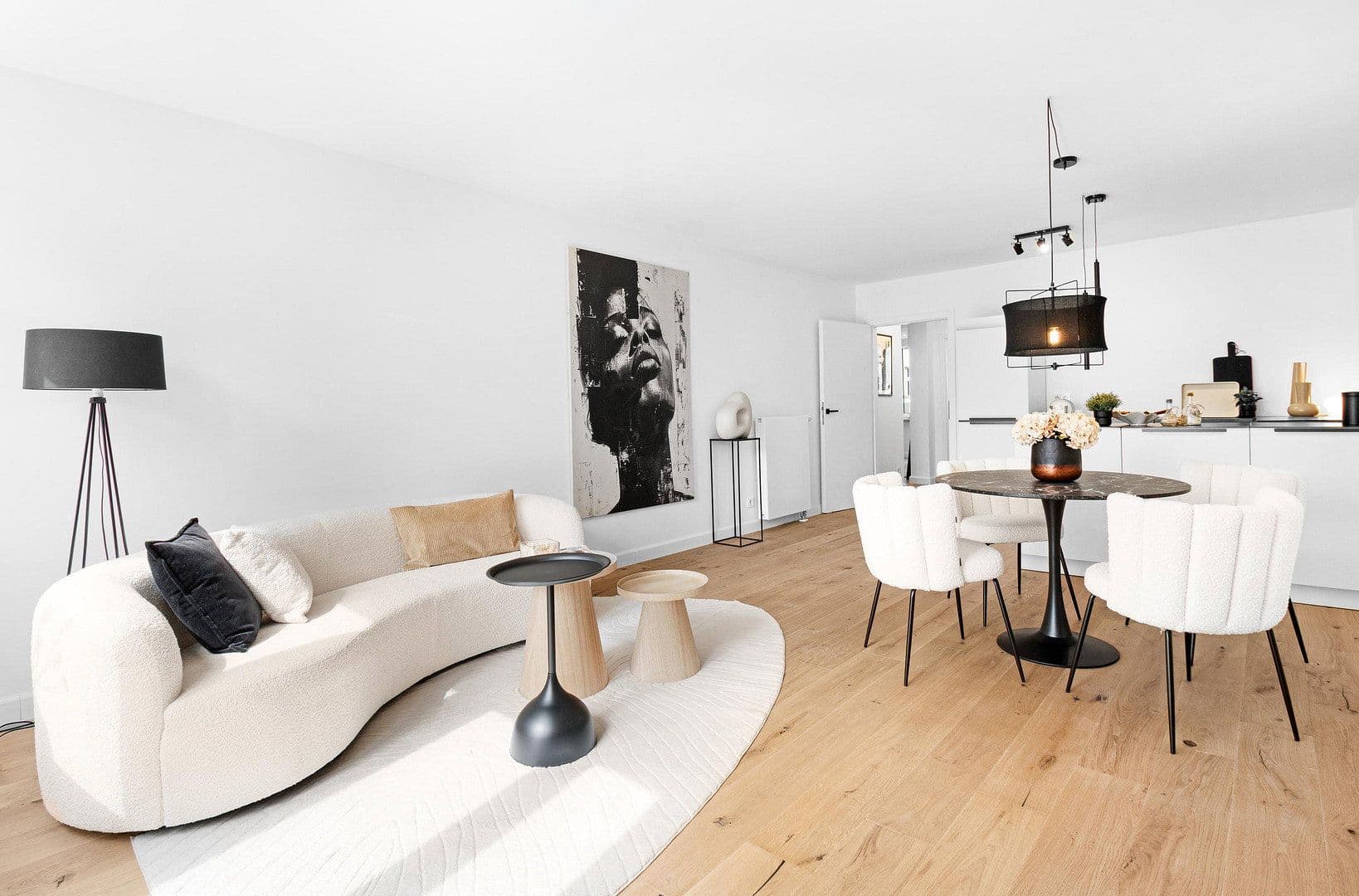 Predaj bytu 3-izbový 104 m², Gladbacher Straße 47, Neuss, Severné Porýnie - Westfálsko Predaj bytu 3-izbový 104 m², Gladbacher Straße 47, Neuss, Severné Porýnie - Westfálsko