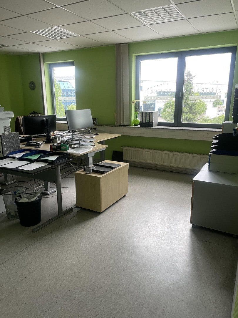 Prenájom nebytového priestoru 895 m², Dieselstraße 1, Dieburg, Hesensko Prenájom nebytového priestoru 895 m², Dieselstraße 1, Dieburg, Hesensko