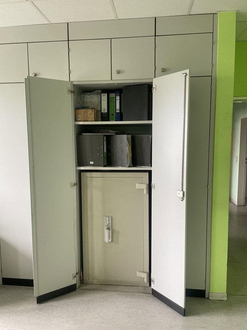 Prenájom nebytového priestoru 895 m², Dieselstraße 1, Dieburg, Hesensko Prenájom nebytového priestoru 895 m², Dieselstraße 1, Dieburg, Hesensko