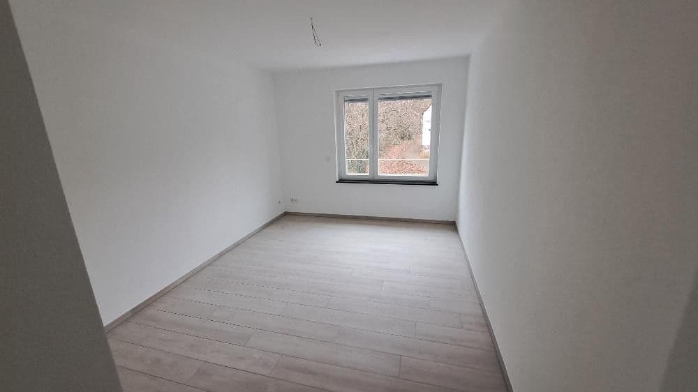 Prenájom bytu 4-izbový 133 m², Kirschenhain 2, Goldbach, Bavorsko Prenájom bytu 4-izbový 133 m², Kirschenhain 2, Goldbach, Bavorsko