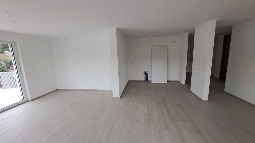 Prenájom bytu 4-izbový 133 m², Kirschenhain 2, Goldbach, Bavorsko Prenájom bytu 4-izbový 133 m², Kirschenhain 2, Goldbach, Bavorsko