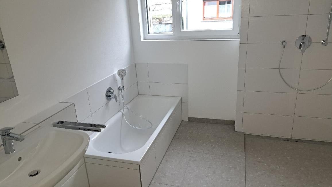 Prenájom bytu 4-izbový 133 m², Kirschenhain 2, Goldbach, Bavorsko Prenájom bytu 4-izbový 133 m², Kirschenhain 2, Goldbach, Bavorsko