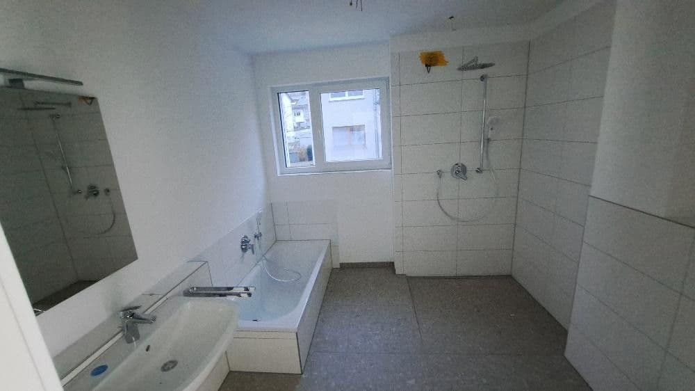 Prenájom bytu 4-izbový 133 m², Kirschenhain 2, Goldbach, Bavorsko Prenájom bytu 4-izbový 133 m², Kirschenhain 2, Goldbach, Bavorsko