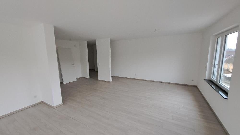 Prenájom bytu 4-izbový 133 m², Kirschenhain 2, Goldbach, Bavorsko Prenájom bytu 4-izbový 133 m², Kirschenhain 2, Goldbach, Bavorsko
